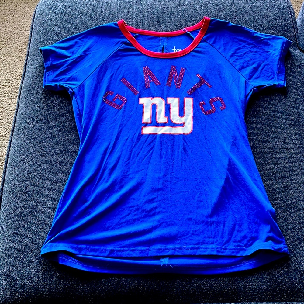 Women’s NY Giants shirt